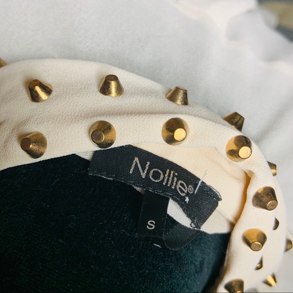 🤍SALE 5 for $25• Cream Studded Collar Button Down - Picture 7 of 7